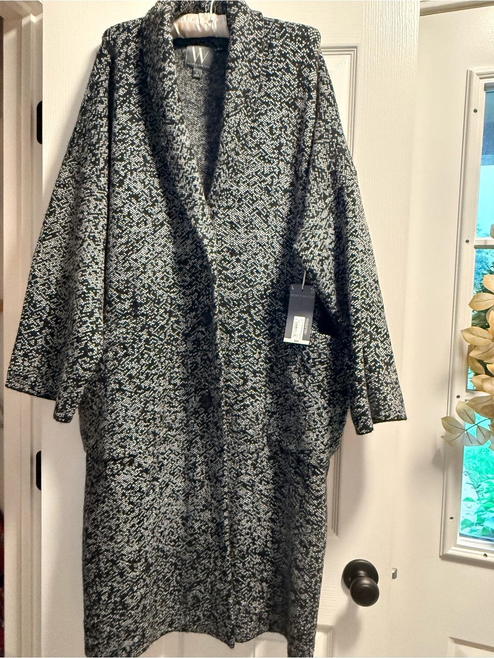 NWT Worthington Black and Gray Open-Front Knit Coat